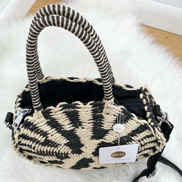 🍒MMS Design Studio White&black Straw Purse - Picture 2 of 9